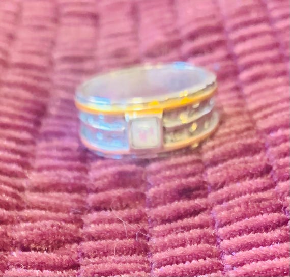 spinner ring tri colored with moonstone....size 1… - image 4