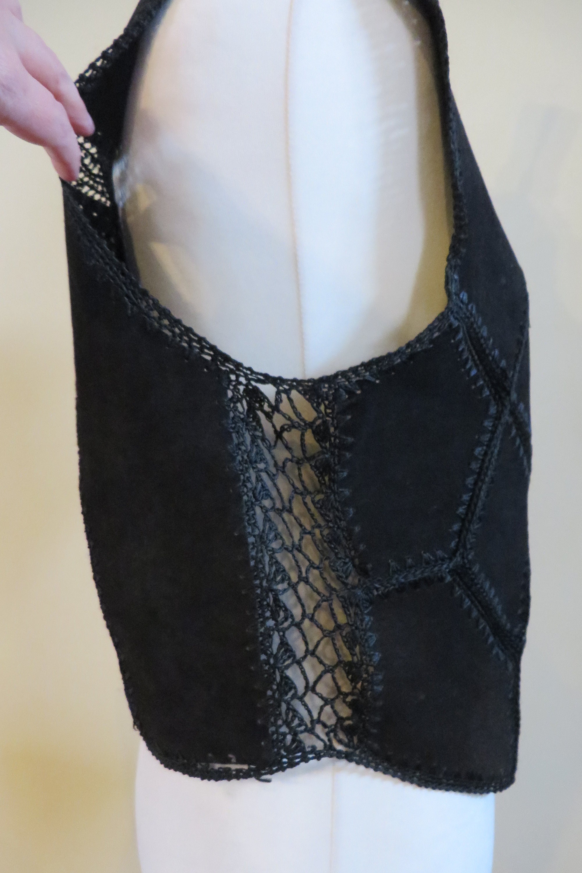 Gilet Vintage Années 70 Sans Manches à Lacets - Style Hippie Bohème, Taille 38, Noir