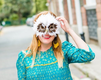 Luxury Snowy Owl Mask, Snow Owl Headdress, Winter Animal Mask, Christmas Masquerade Mask, Feather Bird Headpiece, Harry Potter Hedwig Mask