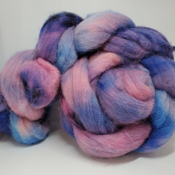 Icelandic Hand Dyed Roving: Sailor's Delight