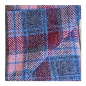 Authentic Harris Tweed Fabric Material For Craft Work  various sizes Available  ref.  spt01