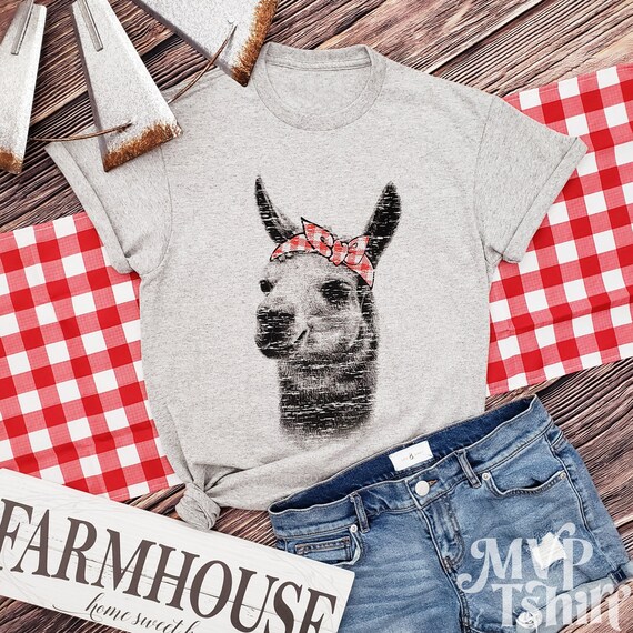 Women's Cute Llama Lover With Bandana Gift Mom Llama T Shirt Women's Cute Llama Lover With Bandana Gift Mom Llama T Shirt