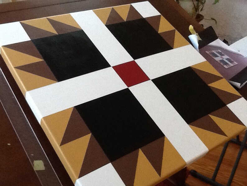 Beautiful Bear Paw barn quilt. Etsy