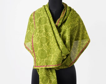 Matyo Green imprimé coton mulmul Summer Scarf, Cadeaux pour elle