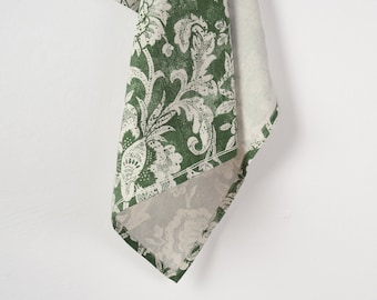 Green Printed Kitchen Towel, bold floral pattern, 100% cotton, size 20"X28"