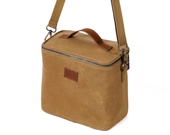 Sand brown waxed canvas lunch bag, snack bag, with insulation lining, 9.5X8.5X5 inches