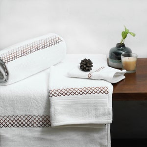 Embroidered white organic cotton Bath towels, sizes available