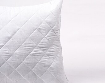 White Classic Luxury Hotel Collection Zippered Style Pillow Cover Fits  20x26 in Pillows, 200 Thread Count, Soft Quiet Zippered Pillow Protectors