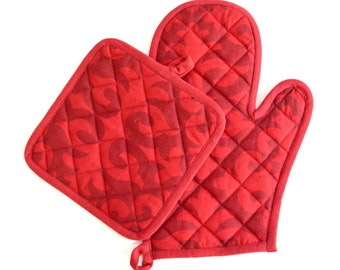 Red SHYRDAK moroccan print cotton Pot holder and oven mitt, options available