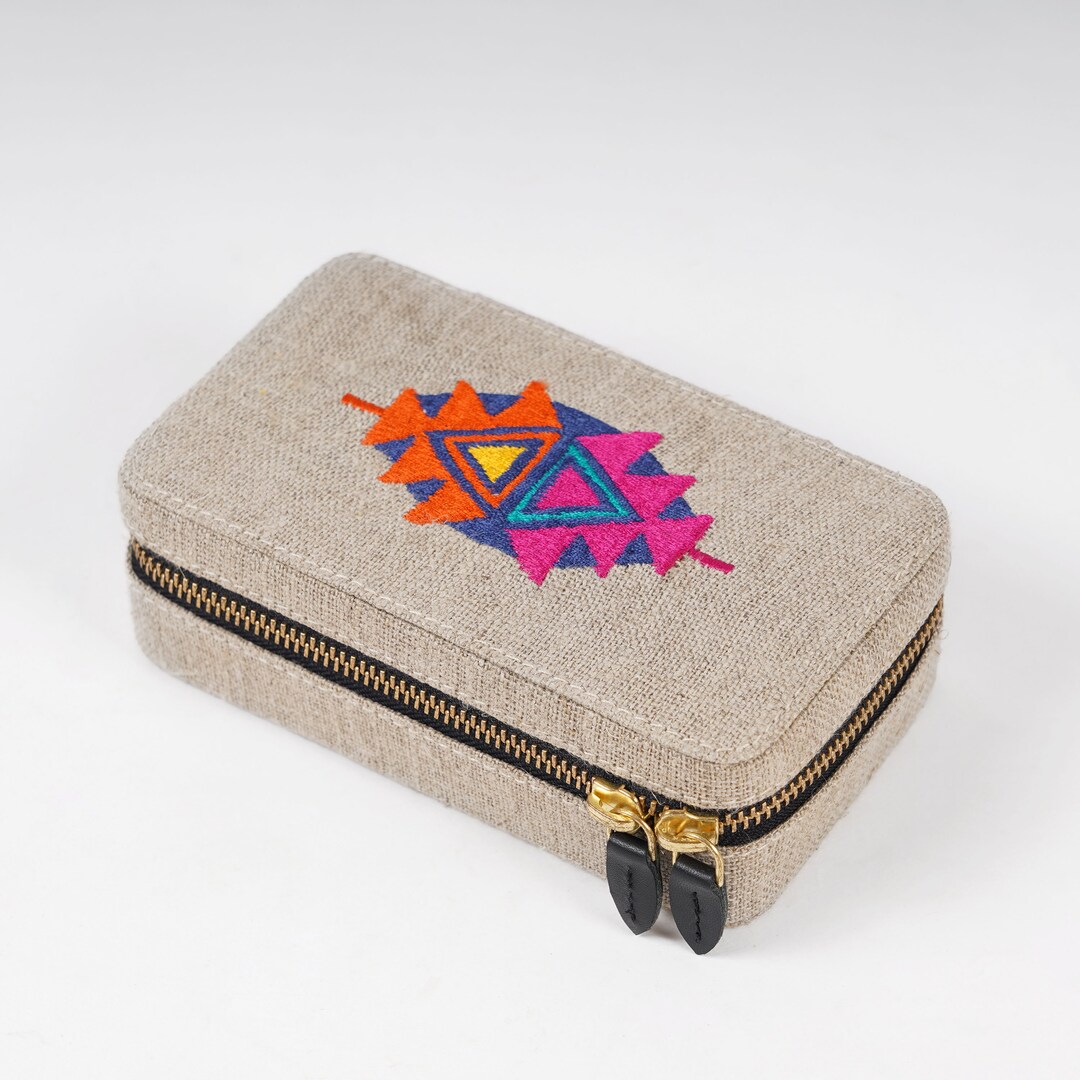 Round Jewelry Box- Natural Linen