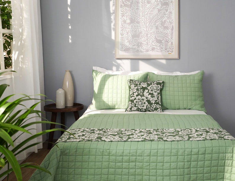 SAGE GREEN Cotton Quilt With 2 Coordinated Pillow Cases Sizes Etsy