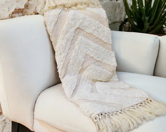 Manta de algodón tejida a mano, con estampado de rombos y flecos, estilo bohemio (127 x 152 cm)