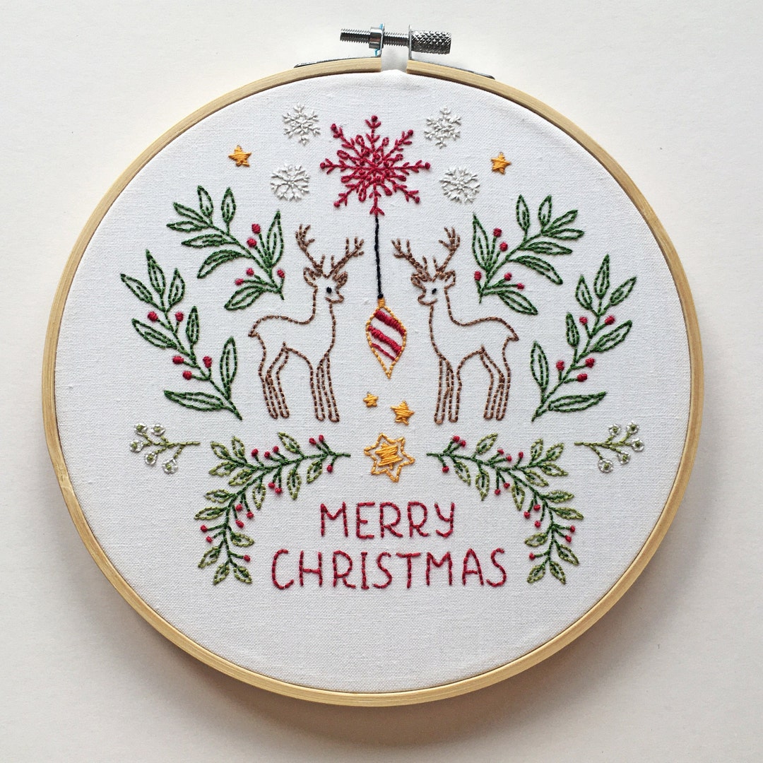 Merry Christmas Embroidery Complete Kit Merry-Go-Round, Deer