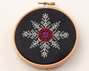 Snowflake Christmas Cross Stitch Pattern PDF ** Instant Download ** - Christmas Star Cross Stitch, Simple Christmas Cross Stitch