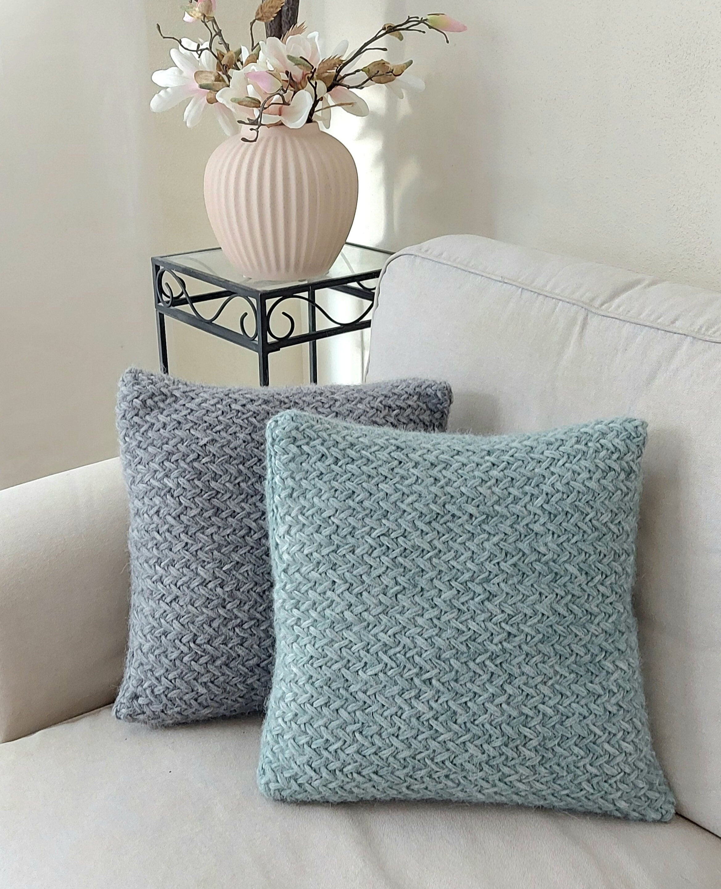 Beige grey cushions