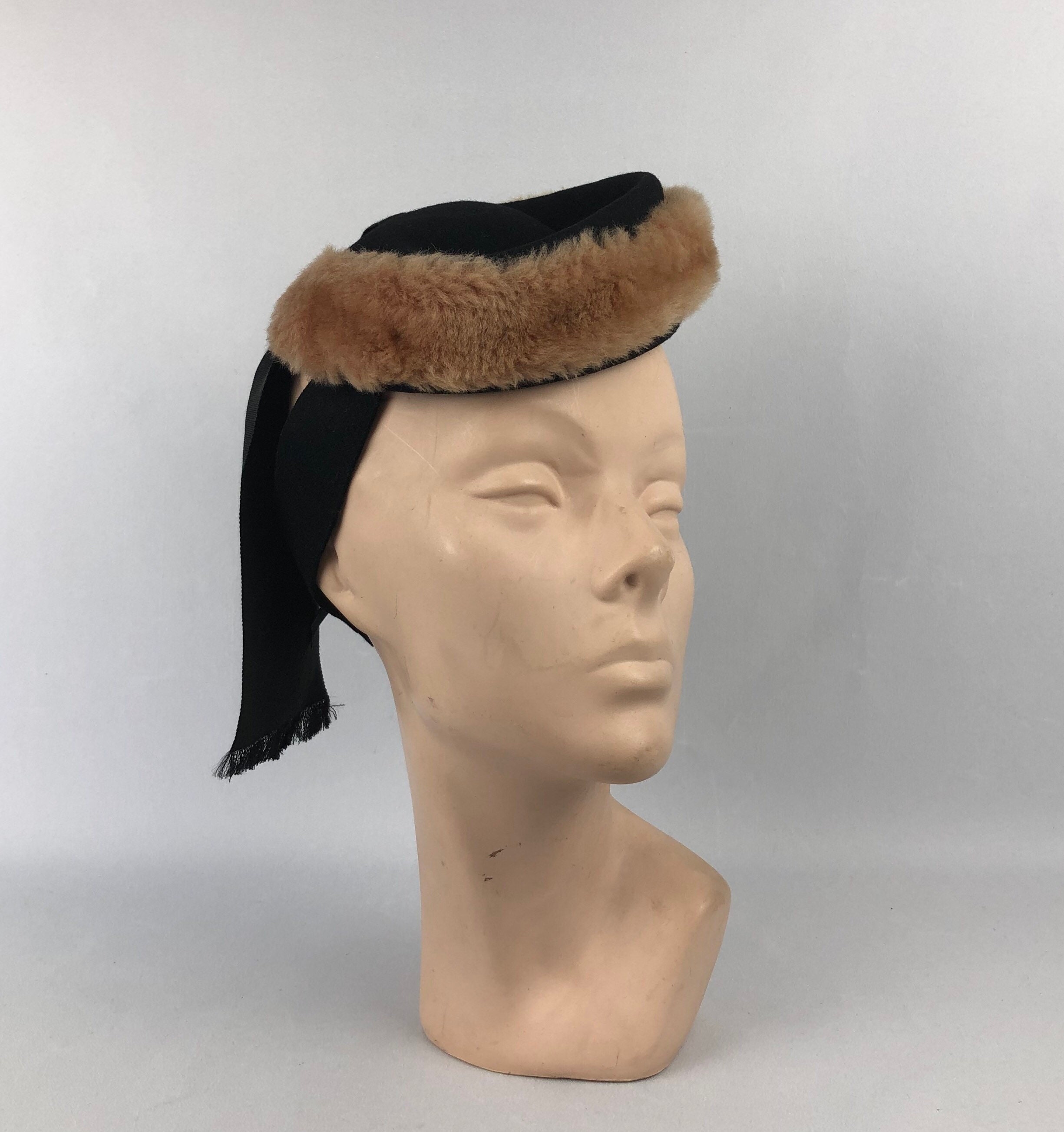 1940s Black Felt Tilt Topper Hat With Faux Fur Trim - Etsy