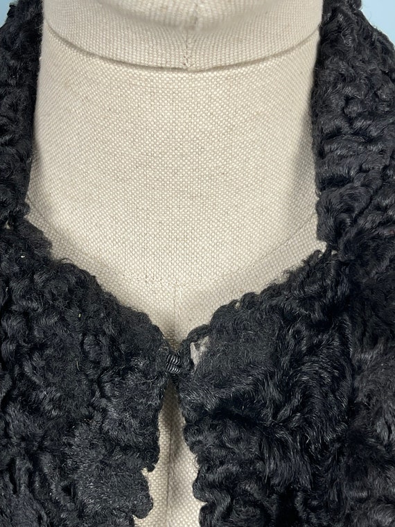 Original 1930's Black Astrakhan Hat and Scarf - R… - image 9