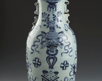 CHINESE VASE - large blue and white porcelain antique vase - early 19th Century