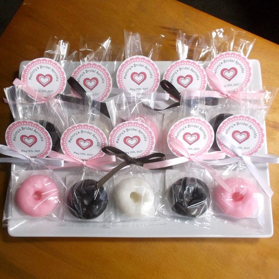 wedding decorations favors