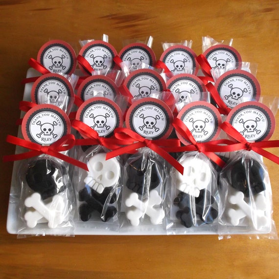 Pirate Party Favors - Pirate Party, Pirate Favors, Skull & Crossbones, Pirate Soap Favors - Set of 10 Il_570xn