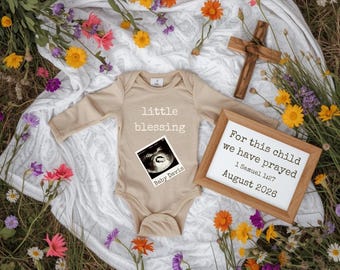 Christliche Schwangerschaftsankündigung Digitale, religiöse Social Media Baby Reveal, Blumenbabyankündigung, bearbeitbare Canva-Vorlage