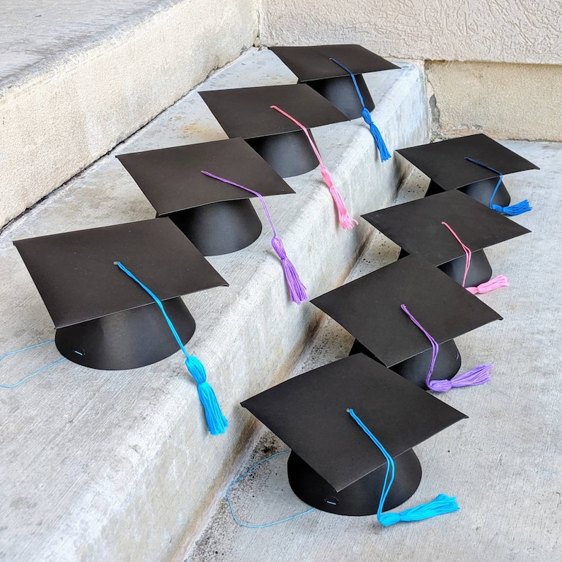 Graduate Cap Party Hats Graduation Party Favors Mortarboard Hats with Tassel Commencement & Convocation Caps Grad Celebration Decor image 2