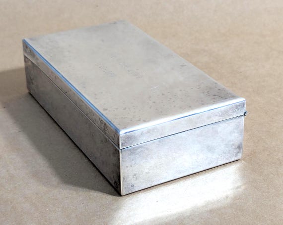 Sliver-plated cigarette case dated 1960 View 3