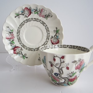 Vintage Myott Staffordshire Indian Tree Pattren Cup & Saucer / Made in England / Dinnerware / Floral Design / Vivid Colors / Porcelain