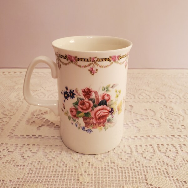 Duchess Fine Bone China Coffee Mug / Tea Cup 8oz / Pink Roses / Made in England / Ideal Gift / Dinnerware / Mug Sets / Excellent Condition