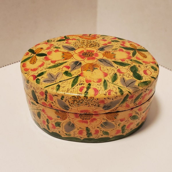 Vintage Kashmir India Trinket Box / Oval / Papier Mache/ Small Jewelry Box / Keepsakes / Handmade / Decorative / Collectibles / Floral Motif