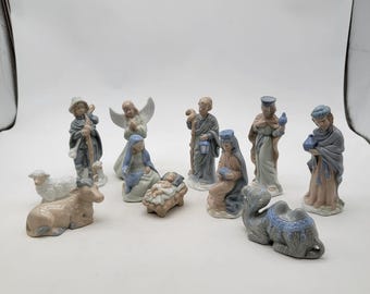 Dillards Heralds Porcelain 11-Piece Nativity Set Hand-Painted Pastel Figurines Christmas Decoration Collectible Vintage Style