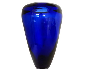Jarrón vintage de vidrio artístico azul cobalto