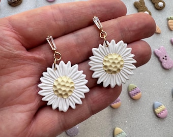 White Daisy Dangles | Spring Earrings | Hypoallergenic | Handcrafted Polymer Clay