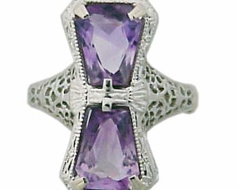 Art Deco Gold Amethyst Filigree Ring