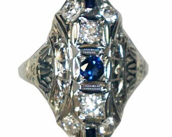 Art Deco 18K Gold Diamond and Sapphire Ring