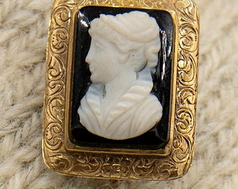 Antique onyx cameo14K gold Pin