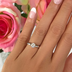 1/2 kt stapelen solitaire verlovingsring, klassieke trouwring, ronde kunstmatige diamantsimulant, bruidsring, beloftering, sterlingzilver