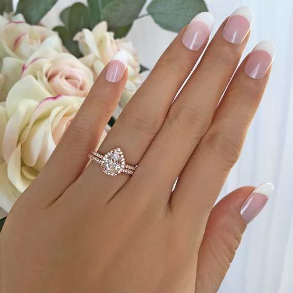 Rose gold pear discount halo engagement ring