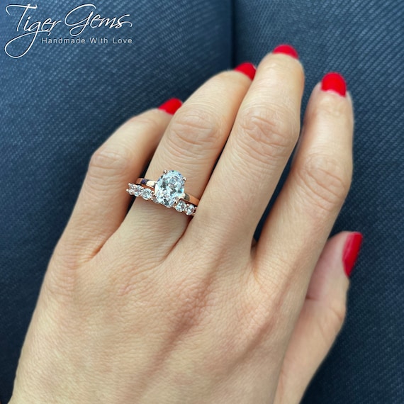 Oval Brilliant Diamond Solitaire Engagement Ring