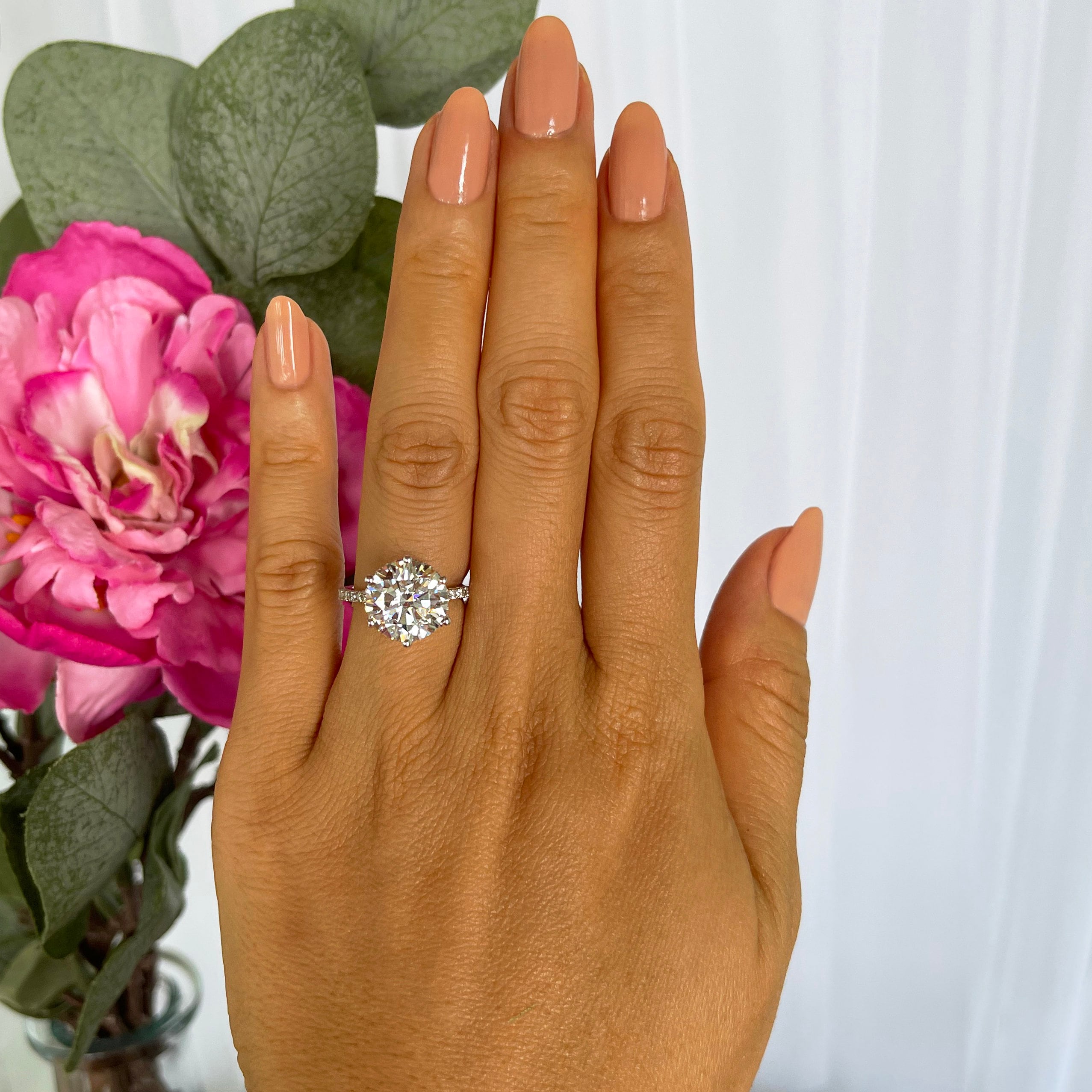 10k Solid White Gold 5.25 Ctw 6 Prong Round Accented 10k Solid White Gold 5.25 Ctw 6 Prong Round Accented