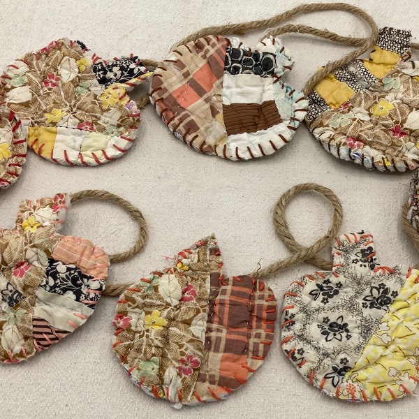 Antique Quilt Pumpkin Garland