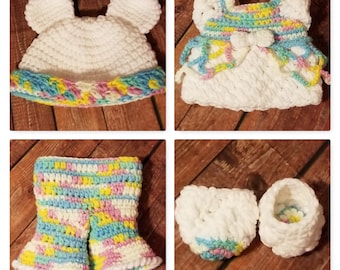 Pookie and Pals Retro Outfit with bear and unicorn hat crochet pattern