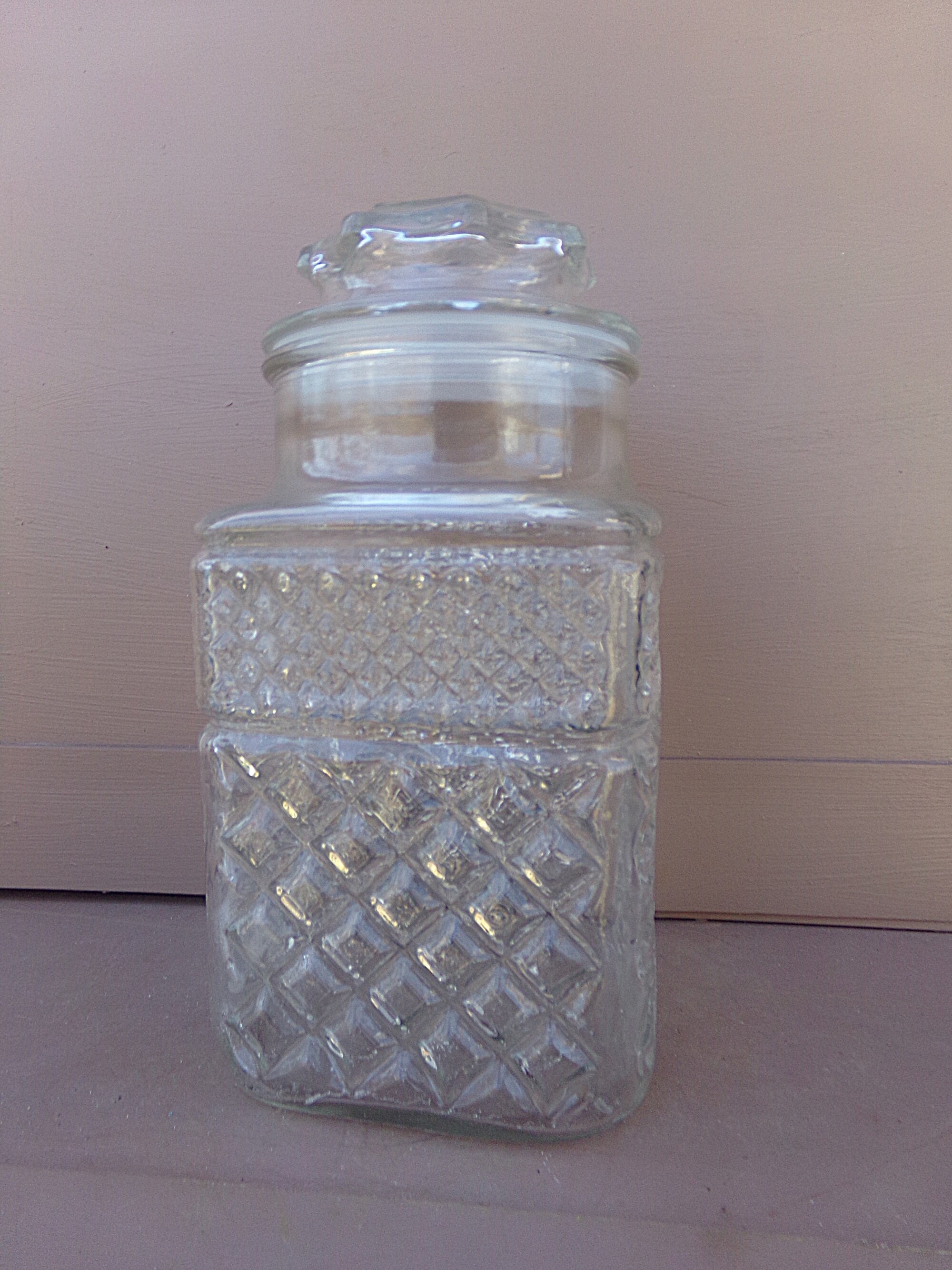 Glass Flour Canister Wexford by Anchor Hocking Glass Flour Canister Wexford by Anchor Hocking
