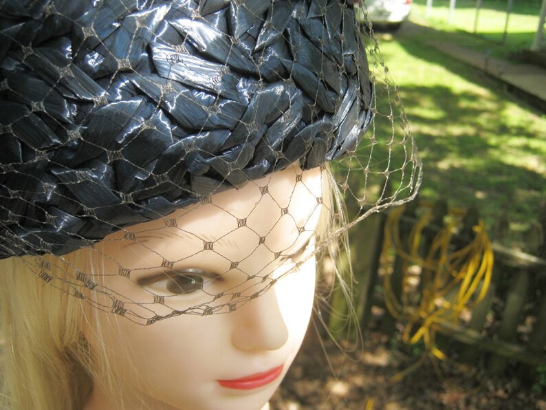 Navy Blue Ladies Pillbox Hat 1960's Hat With Netting Etsy