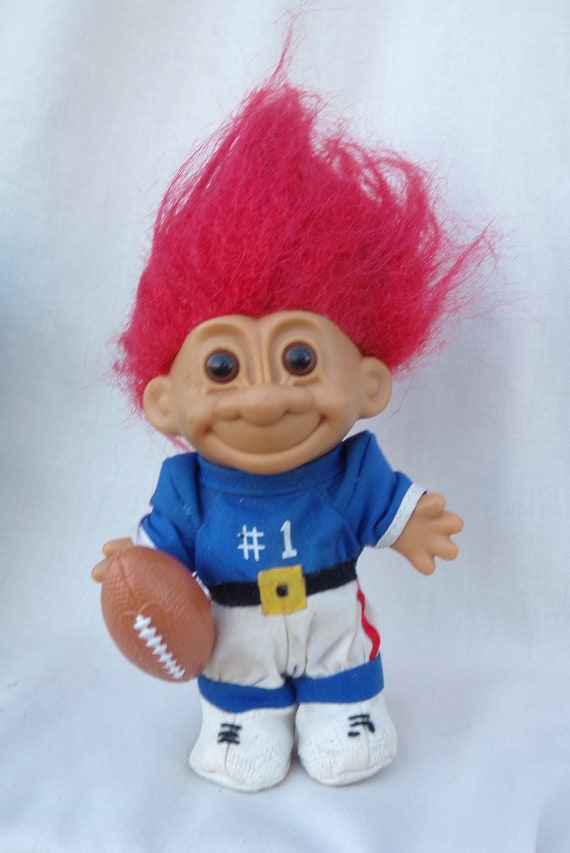 troll with red hair
