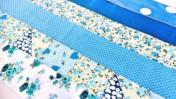17 2.5/" Quilting Fabric Jelly Roll Strips Retro Flower Power 3 !!!