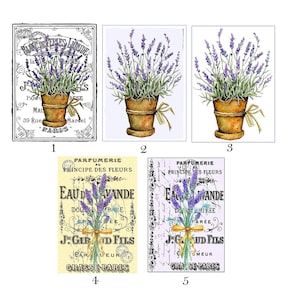 Könnte beinhalten: Fünf rechteckige Drucke mit Lavendel-Illustrationen. Drei zeigen Lavendel in Terrakotta-Töpfen mit Schleifen. Zwei zeigen Lavendelsträuße mit französischem Text, darunter 'Eau de Lavande' und 'J. Girard Fils' auf cremefarbenem und violettem Grund.
