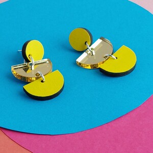 Yellow semicircles dangly earring with gold mirror image 3