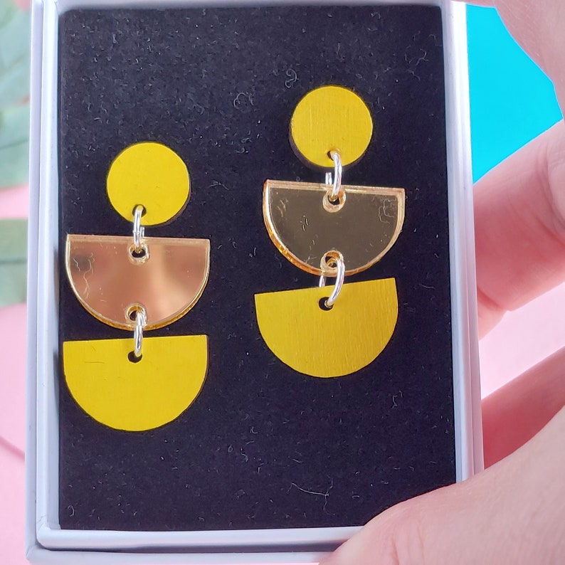 Yellow semicircles dangly earring with gold mirror image 4