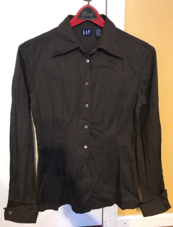 gap womens button down shirts